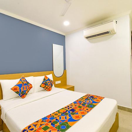 Fabhotel The Cinco Primera - Nr Kbr Park, Banjara Hills Hyderabad Bagian luar foto