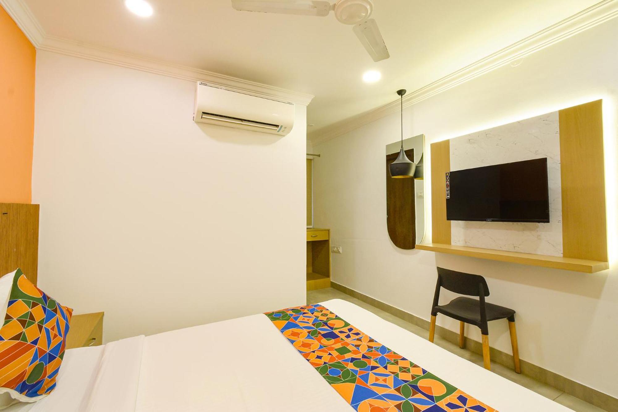 Fabhotel The Cinco Primera - Nr Kbr Park, Banjara Hills Hyderabad Bagian luar foto